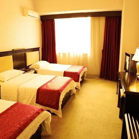 Landmark Hotel Kunming Exterior foto