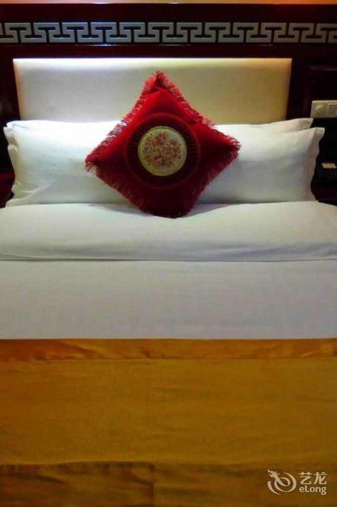 Landmark Hotel Kunming Exterior foto