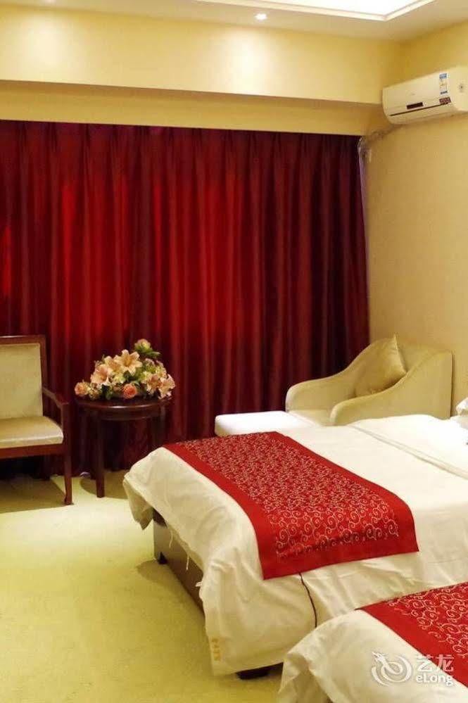 Landmark Hotel Kunming Exterior foto